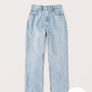Abercrombie Curve Love 90s Straight Ultra High Rise